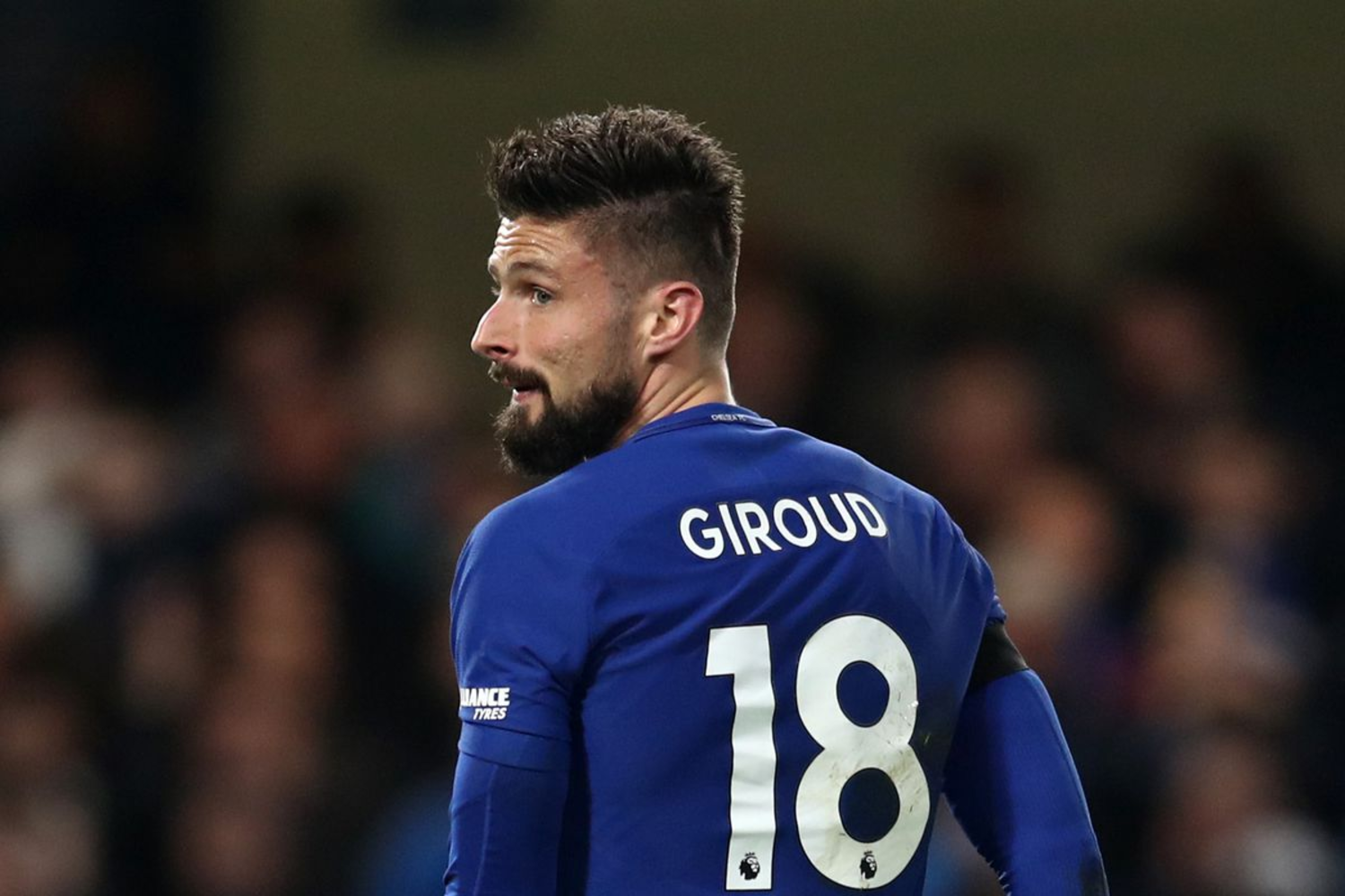 Olivier Giroud yeni takımına imzayı attı